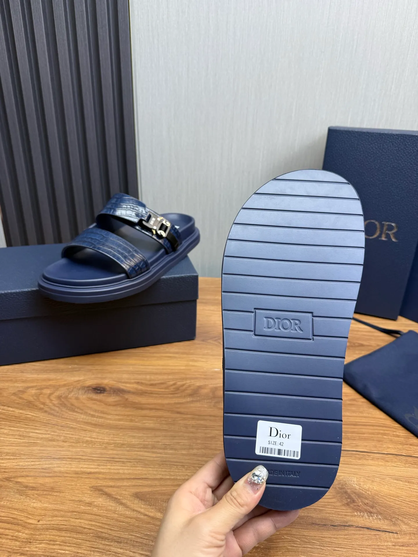 Men's shoes 300💰 Dior. Men's slippers🩴 Official website 1:1 production 38-45 size 45 46 🉑️Customized original material shipped✅